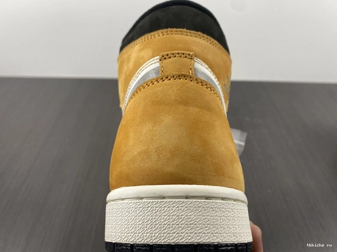 Rep TB DB2889-700 Element High 1 Gore-Tex Jordan Curry Light 0708